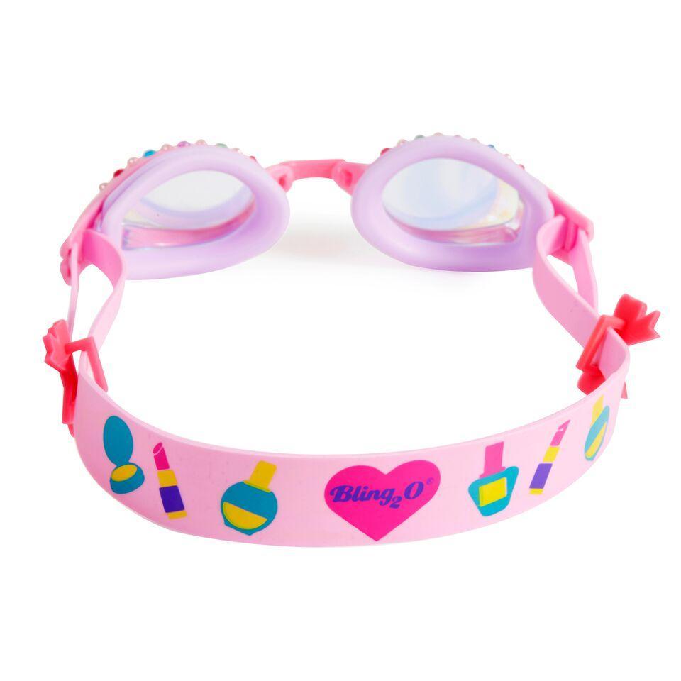 Breakfast at the pool